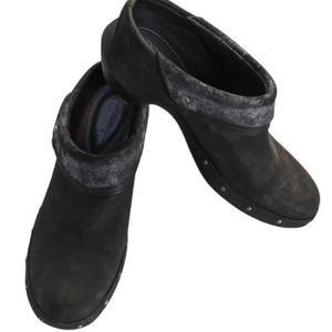 Merrell, luxe wrap black studded suede clog. Sz 11